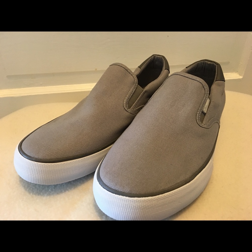 Men’s Gray Slip-On Shoe